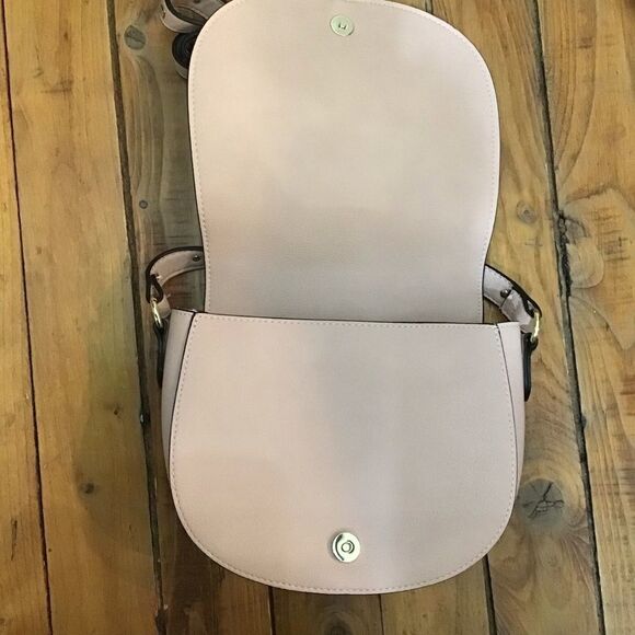 VICTORIAS Secret Purse NWOT PINK Purse Crossbody Bag Shoulder Hanbag - Picture 12 of 15